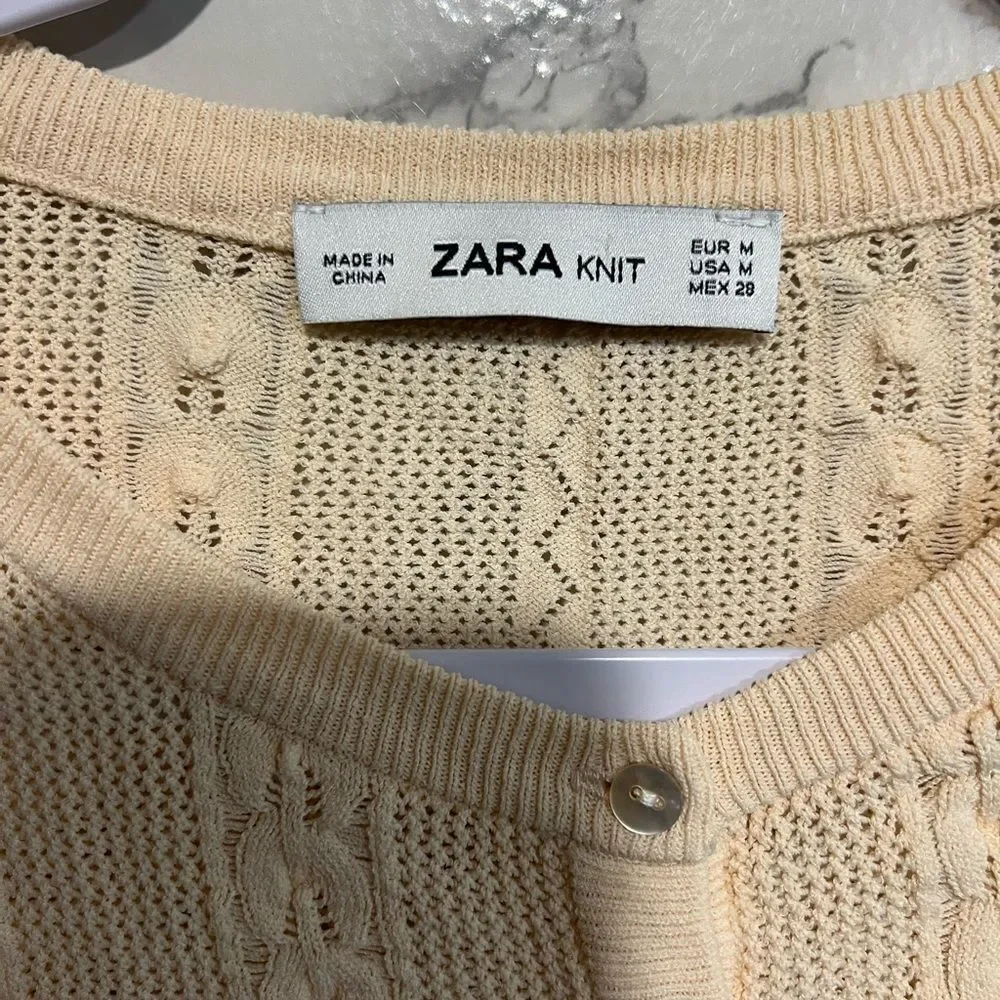 Zara Knit Peach Cream Loose Cable Knit Top 1/4 Button Long Sleeve Size M